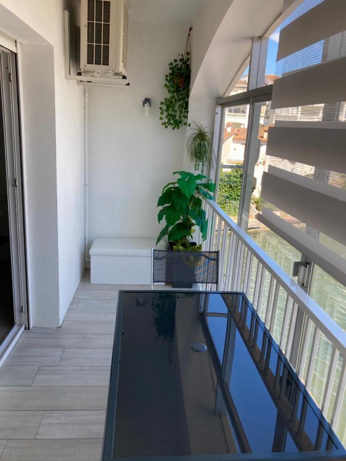Superbe Appartement , Tout Confort, 40 M2 + 10 M2 Terrasse Empuriabrava Exterior foto